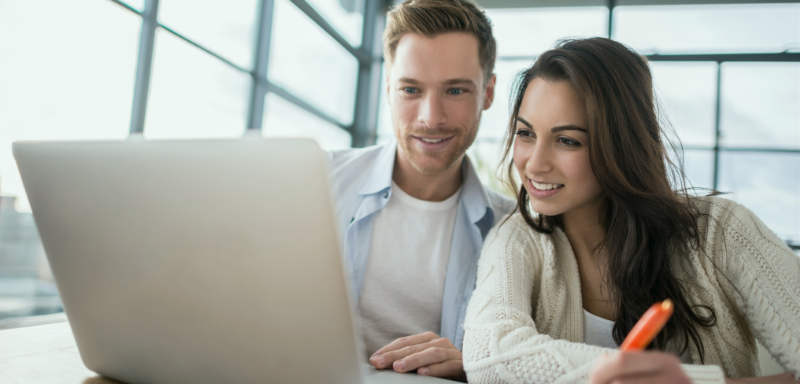 couple applying for upgrade personal loan
